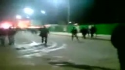 مظاهرات في ليبيا وحرق سيارات الشرطة