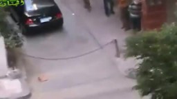 قنص رجل يقول الله أكبر فى الرأس 