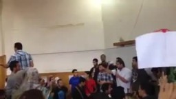 الطلاب يغلقون  كلية هندسة بعد استشهاد بلال