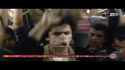 ألتراس يشعل الهتافات من داخل المترو 