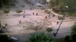 الامن فى جامعة الزقازيق وضرب وسحل الطلاب