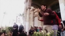 موال رائع للطلاب داخل جامعة ‫‏عين شمس‬